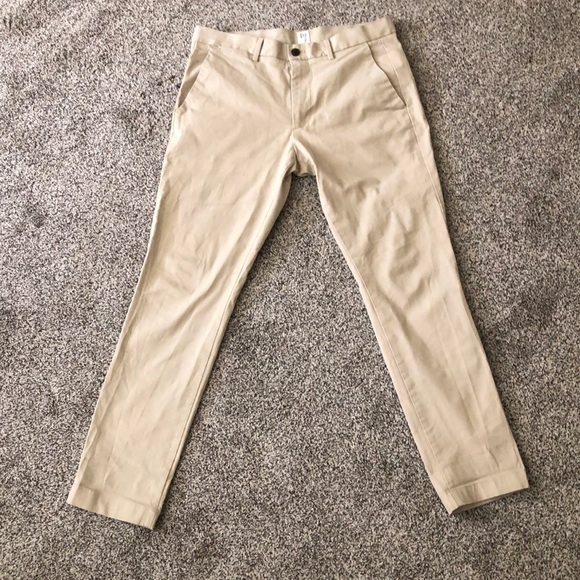 gap lightweight stretch chinos